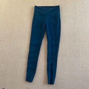 High waisted Ivivva legging